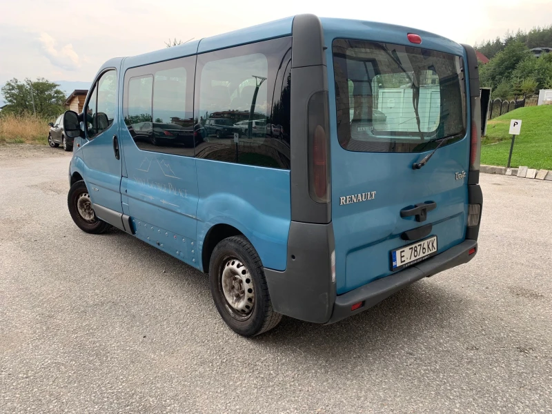 Renault Trafic, снимка 3 - Бусове и автобуси - 47416973