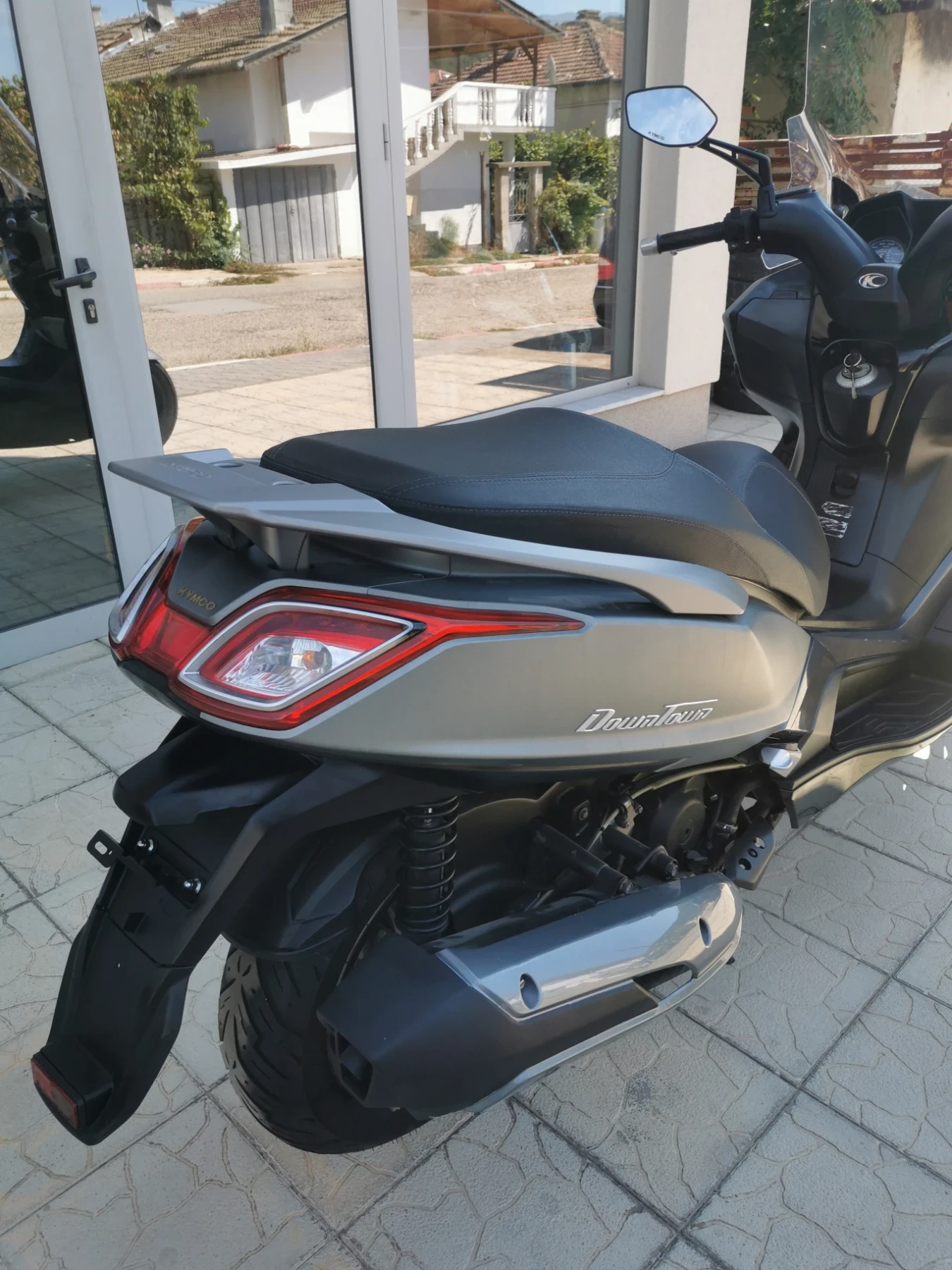 Kymco Downtown 350i ABS, снимка 7 - Мотоциклети и мототехника - 56126877