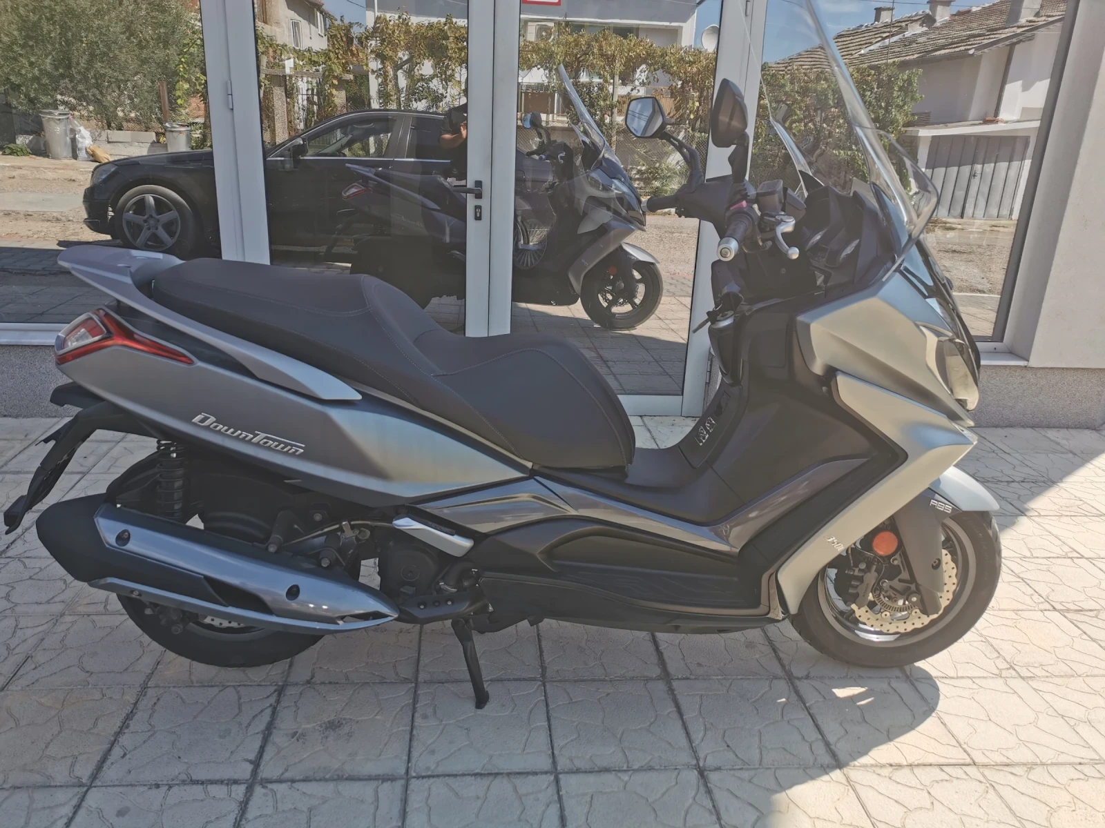 Kymco Downtown 350i ABS, снимка 3 - Мотоциклети и мототехника - 56126877