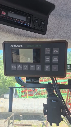 Сеялка Друга марка JOHN DEERE 1710 - 12 РЕДА  | Auto.bg — изображение 6