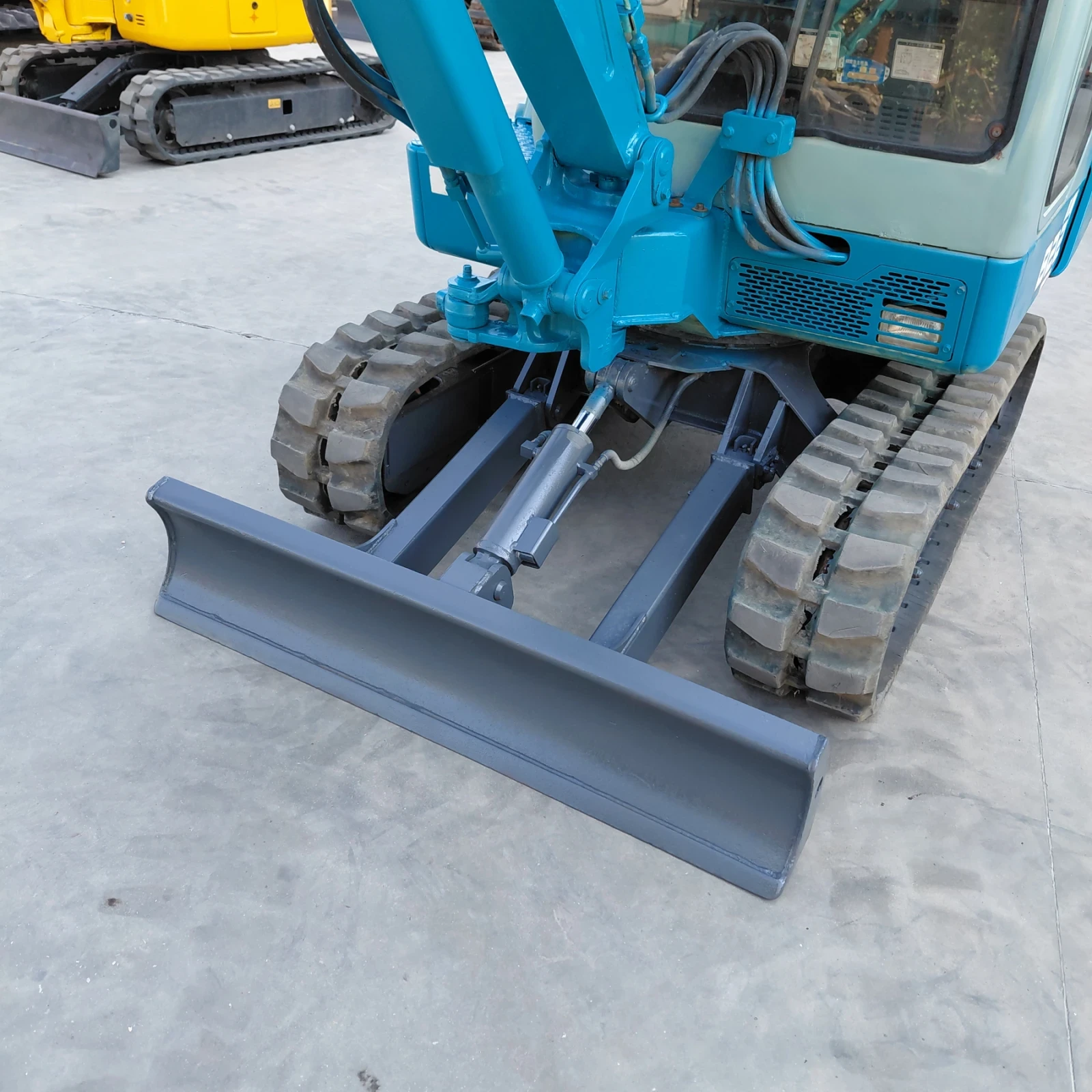 Багер Yanmar B22-2A * НАЛИЧЕН * ТОП СЪСТОЯНИЕ * , снимка 9 - Индустриална техника - 53964655