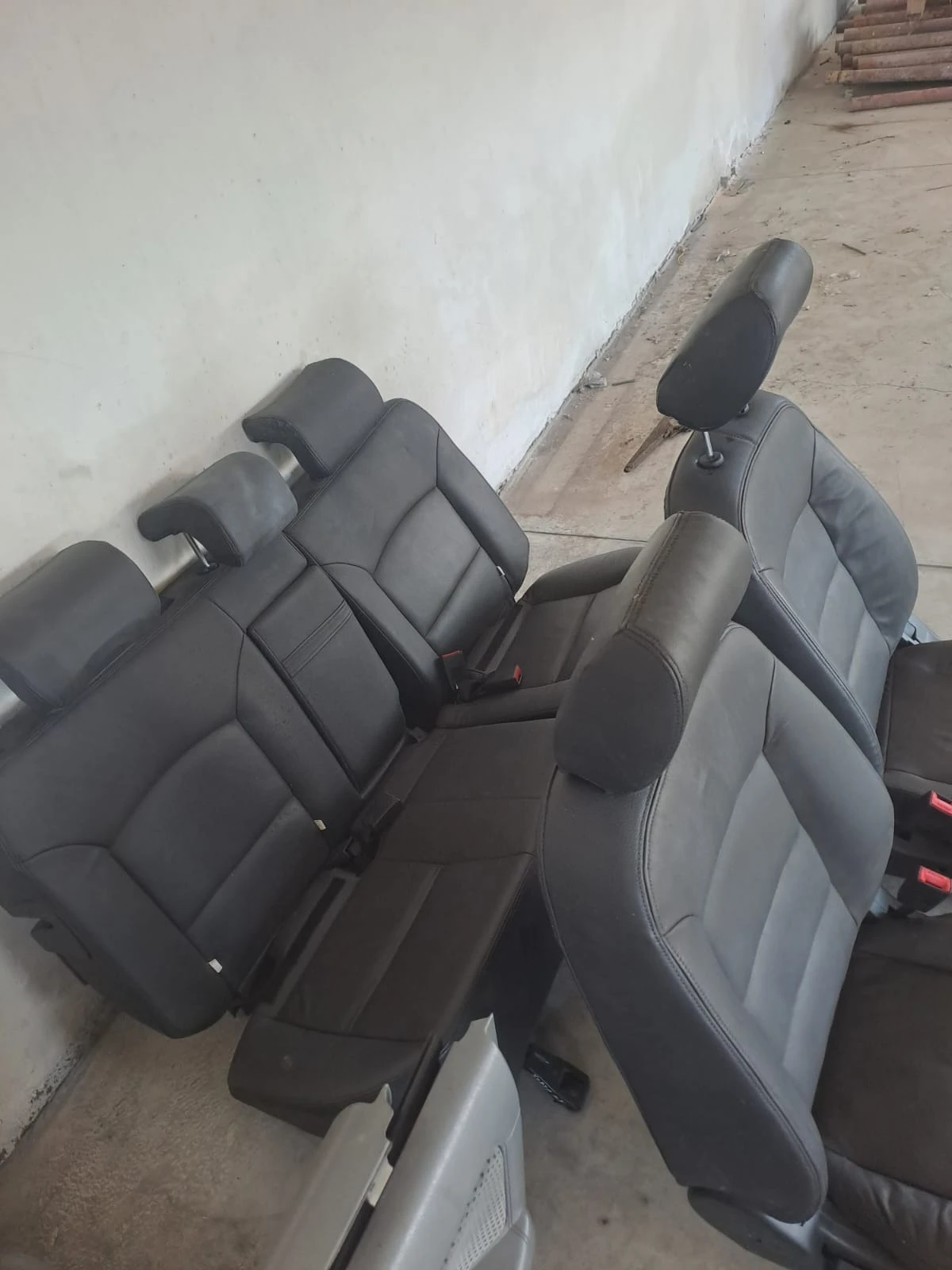 4.   Mercedes C203  | Mobile.bg   2