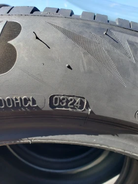 Гуми Зимни 235/55R19, снимка 7