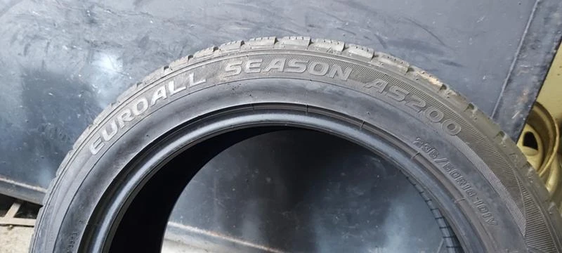 Гуми Зимни 235/50R18, снимка 8 - Гуми и джанти - 35123168