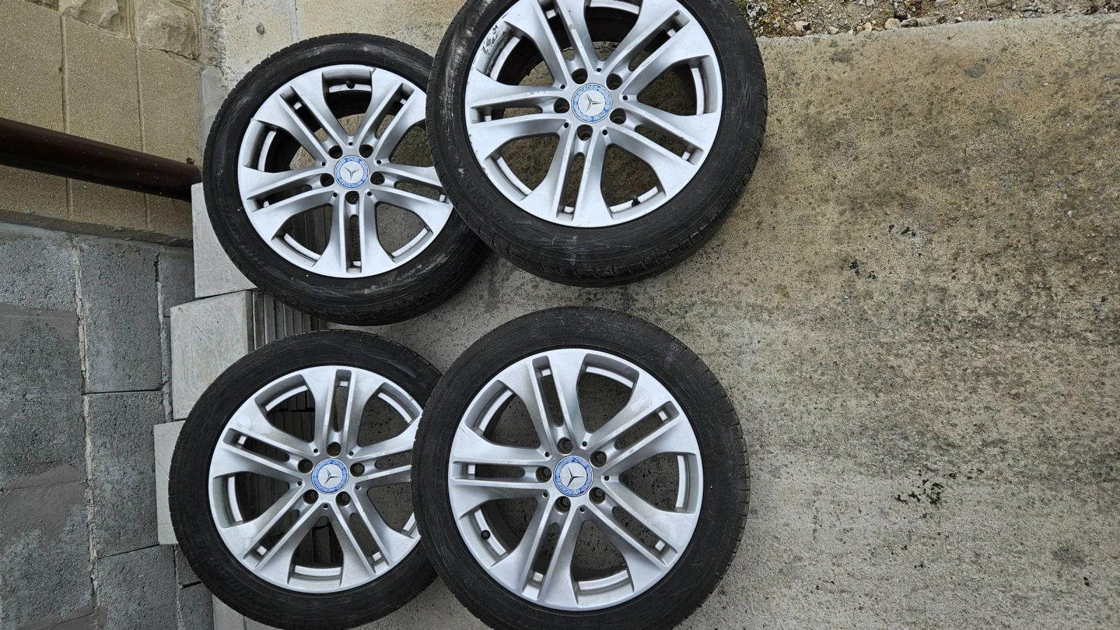    235/45R17  Mercedes-Benz | Mobile.bg   1