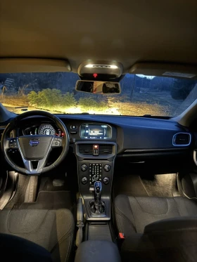 Volvo V40 Cross Country D3 2.0D, снимка 6