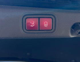 Обява за продажба на Mercedes-Benz E 220 AMG/BURMESTER/PANO/DIGITAL/9GTRONIC/HEADUP/KEYLESS ~45 999 лв. - изображение 10