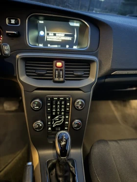 Volvo V40 Cross Country D3 2.0D | Auto.bg — изображение 12