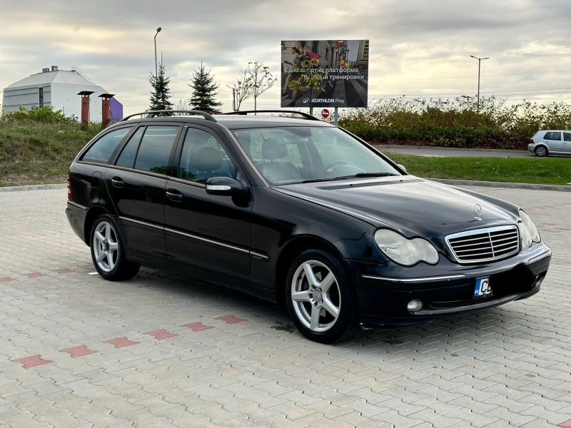 Mercedes-Benz C 220, снимка 7 - Автомобили и джипове - 47307456