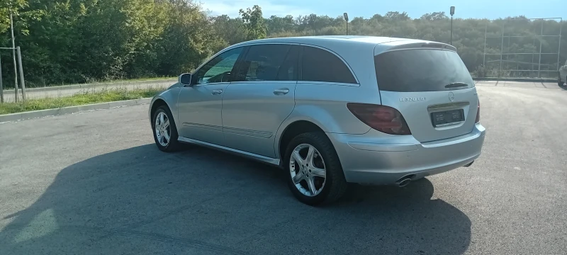 Mercedes-Benz R 320, снимка 4 - Автомобили и джипове - 47441340