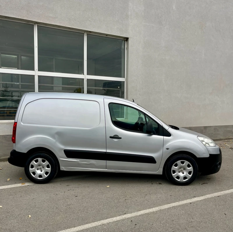 Peugeot Partner 1.6HDI 90kc, снимка 6 - Автомобили и джипове - 47779060