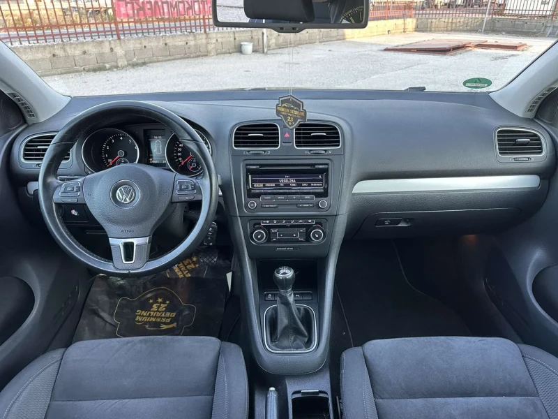 VW Golf 1.4.TSI/УНИКАЛНА, снимка 10 - Автомобили и джипове - 47885139