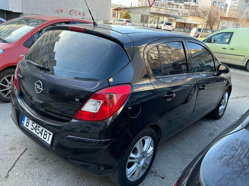 Opel Corsa, снимка 6 - Автомобили и джипове - 48780519