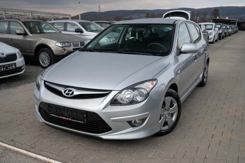 Hyundai I30 1.4* бензин* 109кс., снимка 1 - Автомобили и джипове - 48998481