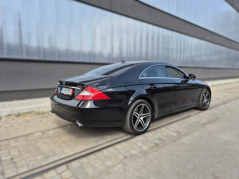 Mercedes-Benz CLS 500 AMG -Фейслифт, снимка 3 - Автомобили и джипове - 49034966