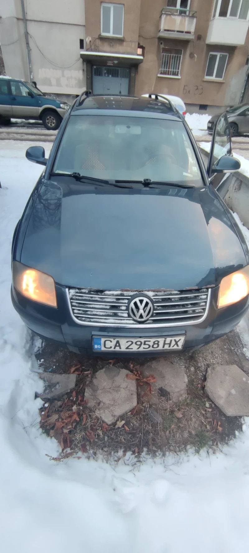 VW Passat, снимка 1 - Автомобили и джипове - 49199762