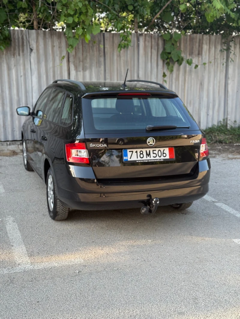 Skoda Fabia Combi 1.0 MPI, снимка 4 - Автомобили и джипове - 50145186