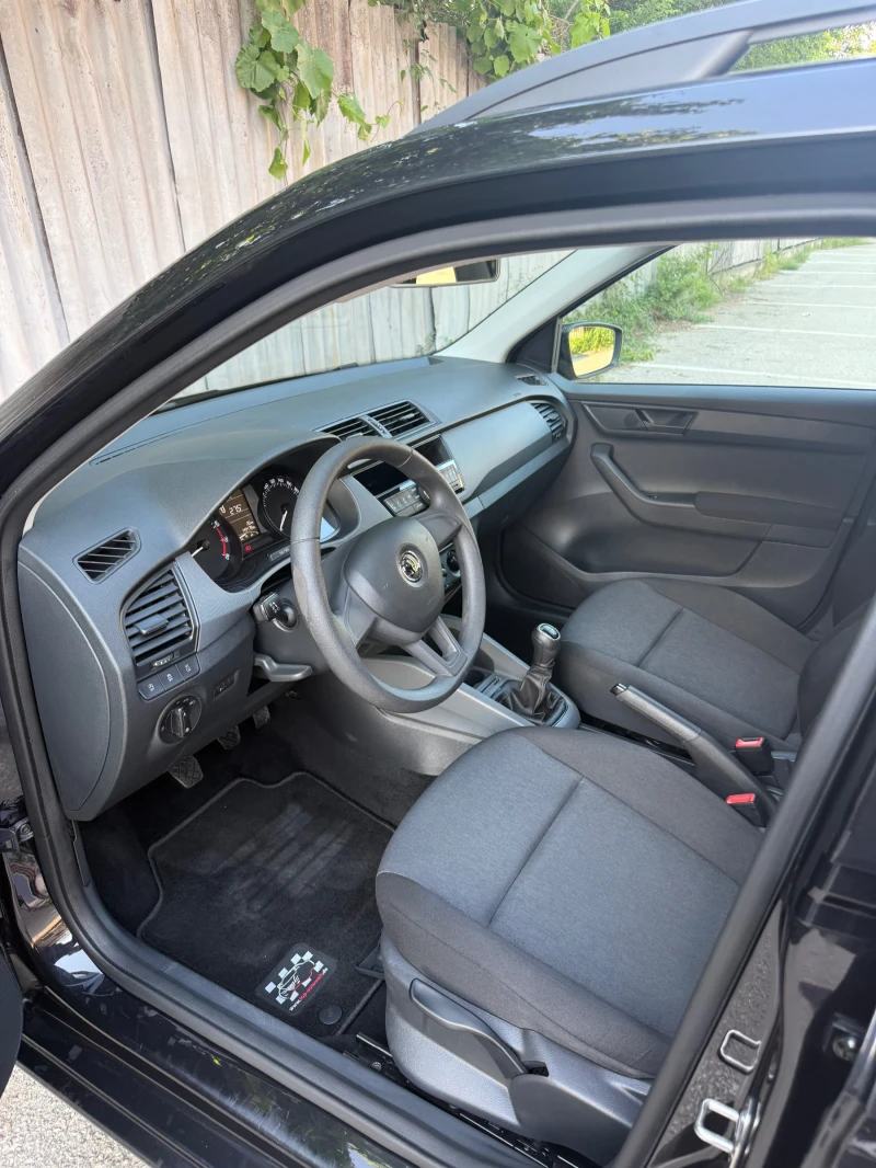 Skoda Fabia Combi 1.0 MPI, снимка 6 - Автомобили и джипове - 50145186