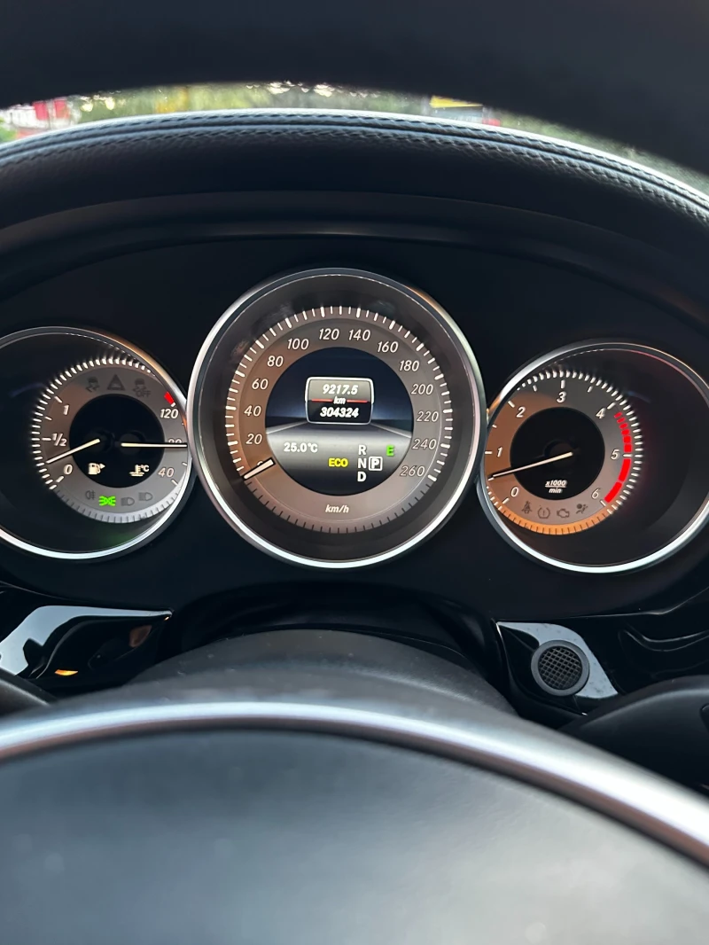 Mercedes-Benz CLS 350 FaceLift 9G AMG 4Matic, снимка 16 - Автомобили и джипове - 52055633