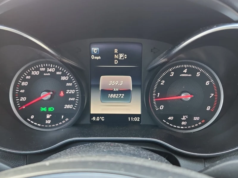 Mercedes-Benz C 300 * CARFAX * ЦЕНА ДО БГ, снимка 7 - Автомобили и джипове - 53274198