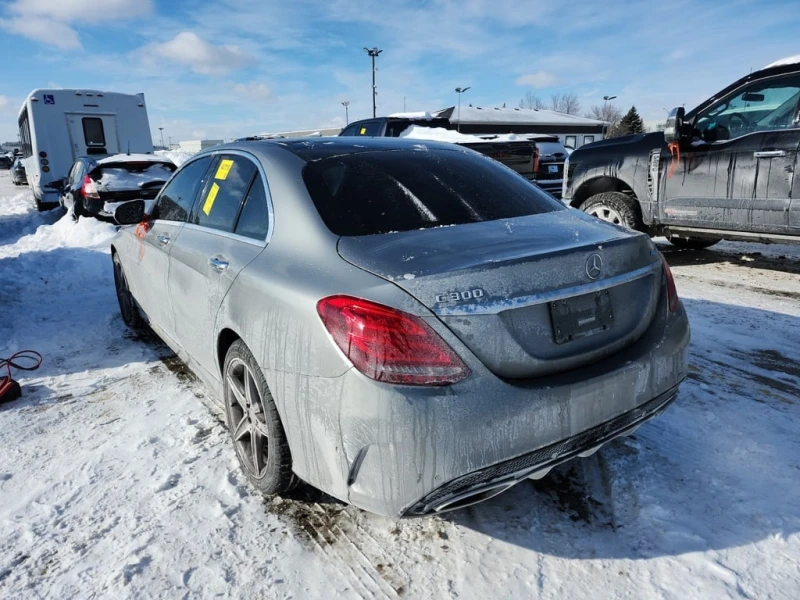 Mercedes-Benz C 300 * CARFAX * ЦЕНА ДО БГ, снимка 4 - Автомобили и джипове - 53274198
