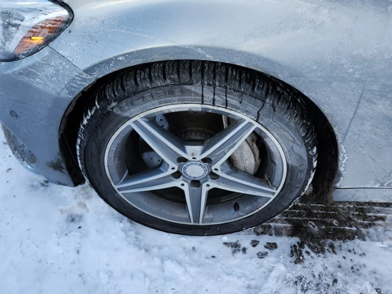 Mercedes-Benz C 300 * CARFAX * ЦЕНА ДО БГ, снимка 13 - Автомобили и джипове - 53274198