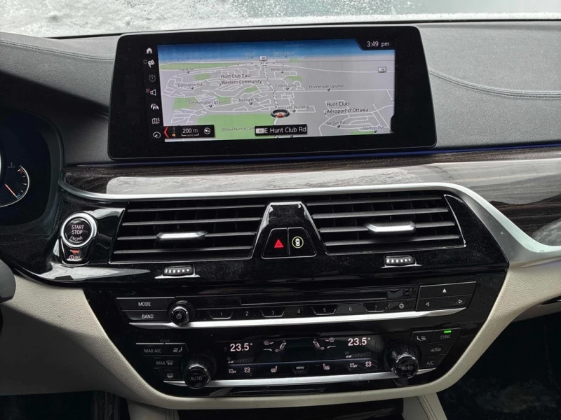 BMW 540 XDRIVE * 360* ГЛАВНО ПРЕДСТАВИТЕЛСТВО НА BMW* , снимка 9 - Автомобили и джипове - 53395130