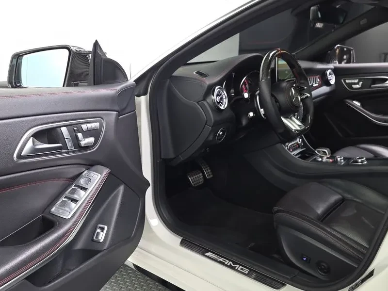 Mercedes-Benz CLA 45 AMG Amg 4Matic, снимка 10 - Автомобили и джипове - 55654018