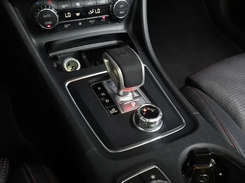 Mercedes-Benz CLA 45 AMG Amg 4Matic, снимка 9 - Автомобили и джипове - 55654018