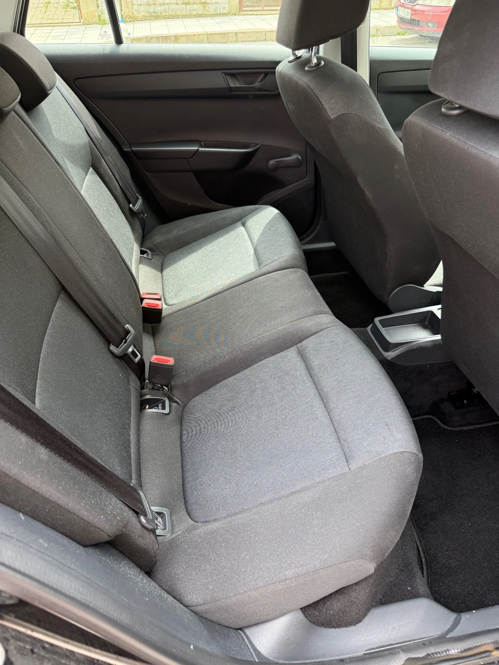Skoda Fabia Combi 1.0 MPI, снимка 10 - Автомобили и джипове - 50145186
