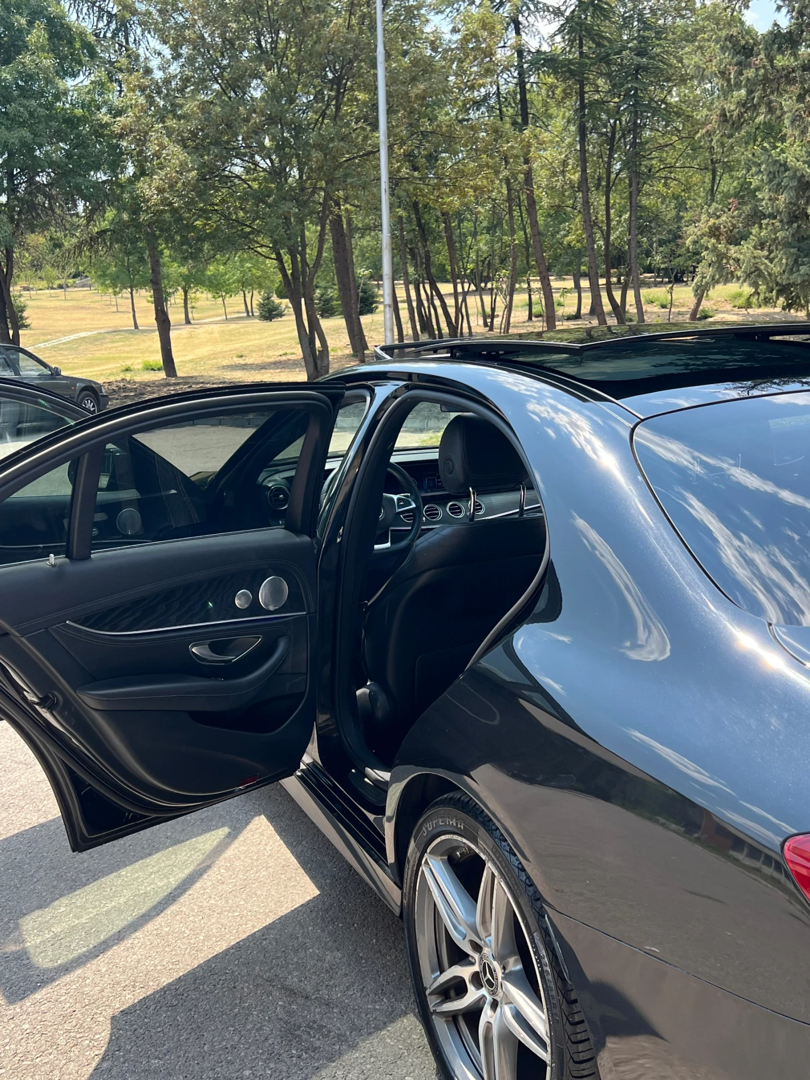 Mercedes-Benz E 220 AMG/BURMESTER/PANO/DIGITAL/9GTRONIC/HEADUP/KEYLESS - изображение 9