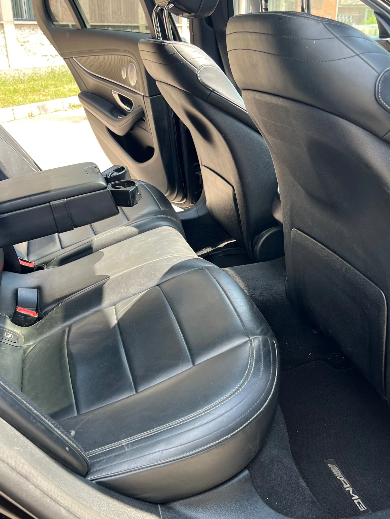 Mercedes-Benz E 220 AMG/BURMESTER/PANO/DIGITAL/9GTRONIC/HEADUP/KEYLESS - изображение 10