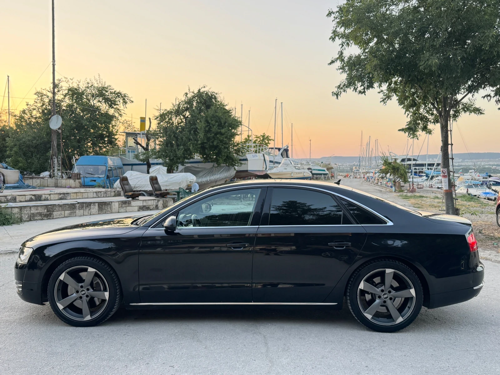 Audi A8  - изображение 2