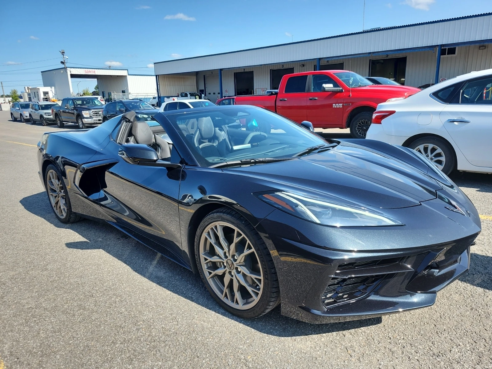 Chevrolet Corvette 2LT* CARFAX* БЕЗ ПЪРВОНАЧАЛНА - изображение 2