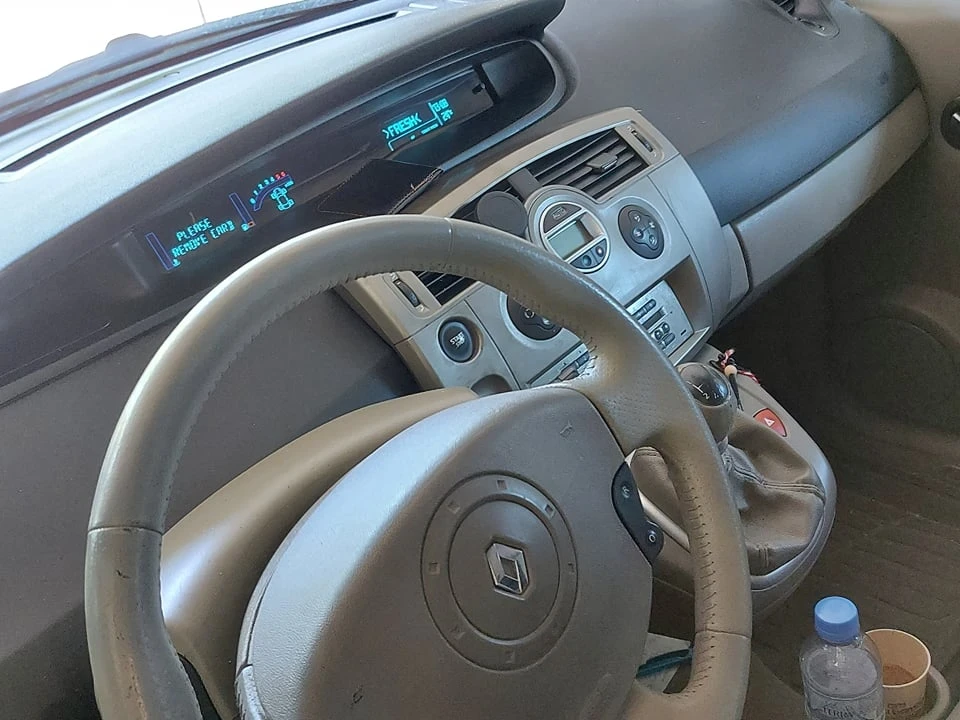 Renault Scenic  - изображение 4