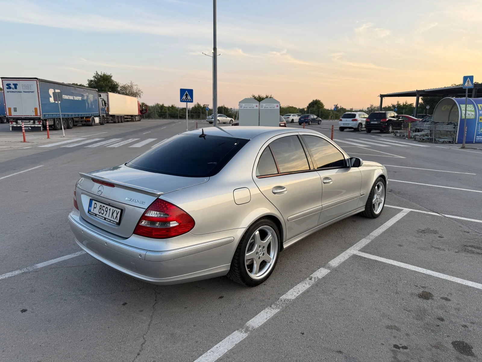 Mercedes-Benz E 270 AVANTGARDE - изображение 5