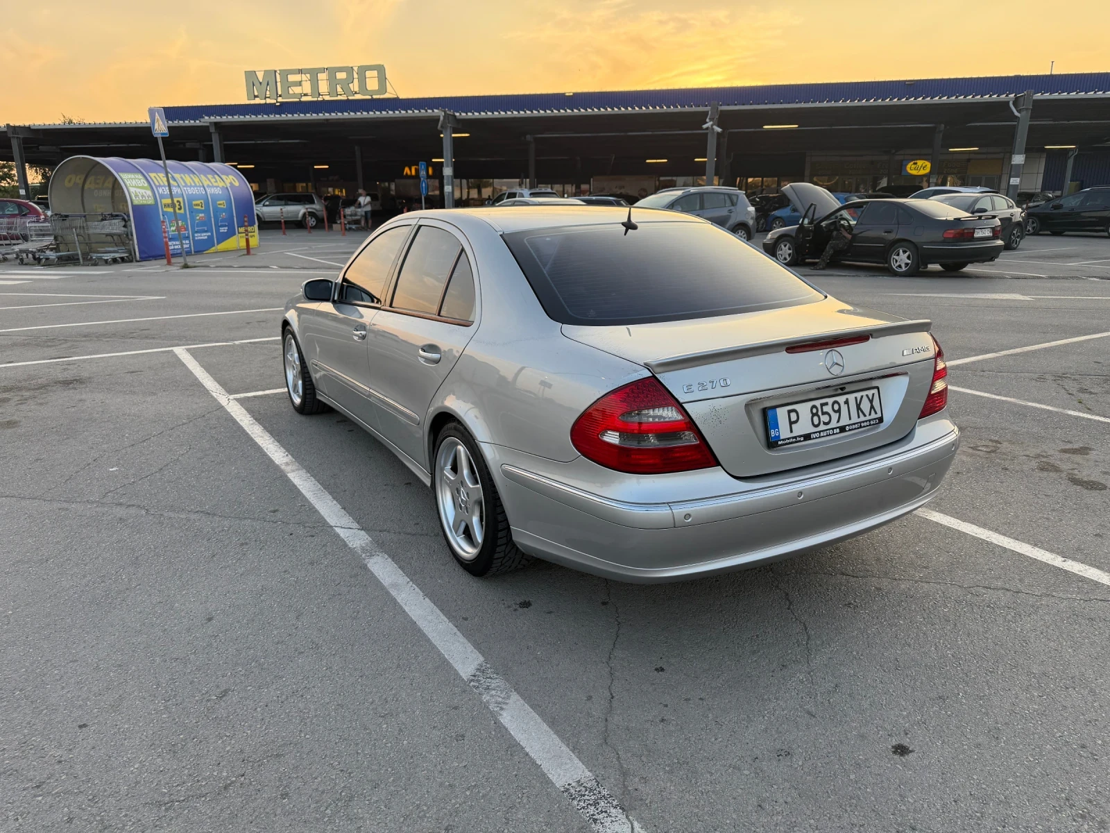 Mercedes-Benz E 270 AVANTGARDE - изображение 6