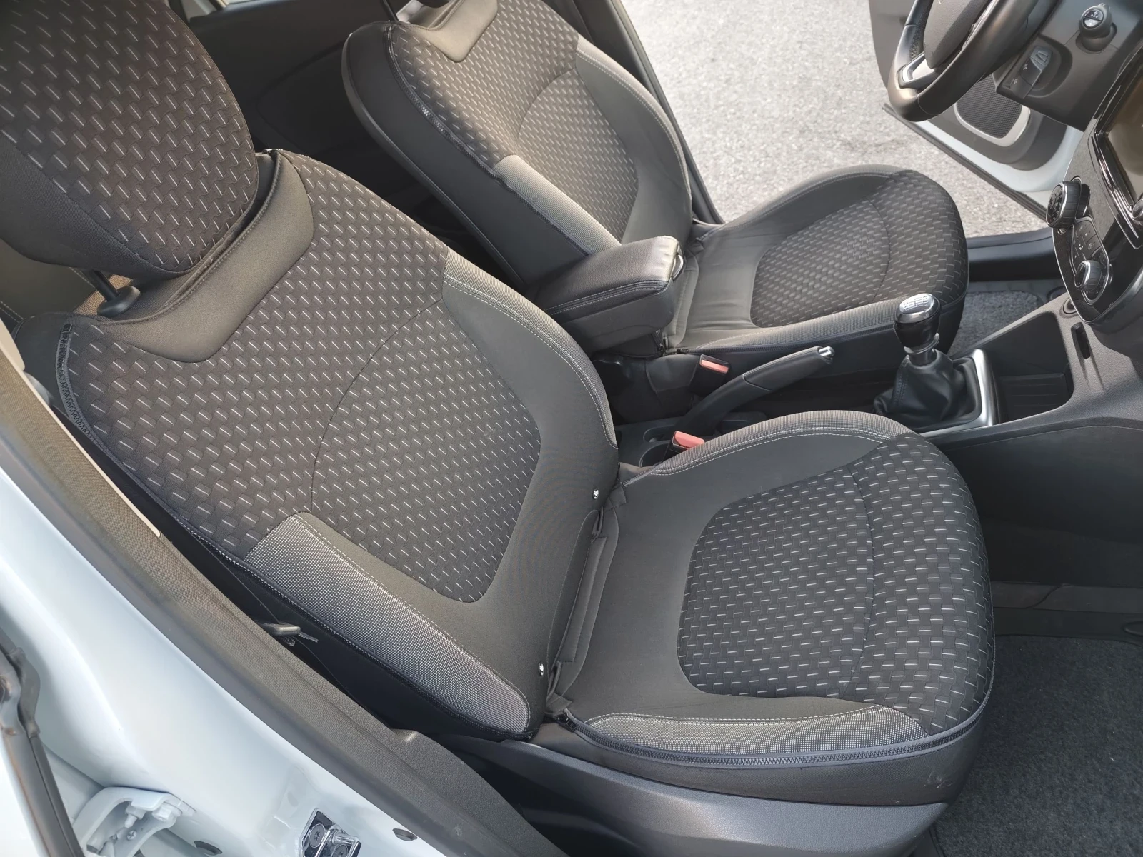 Renault Captur 1.5 dci 110�� 6��  | Mobile.bg � ����������� 11