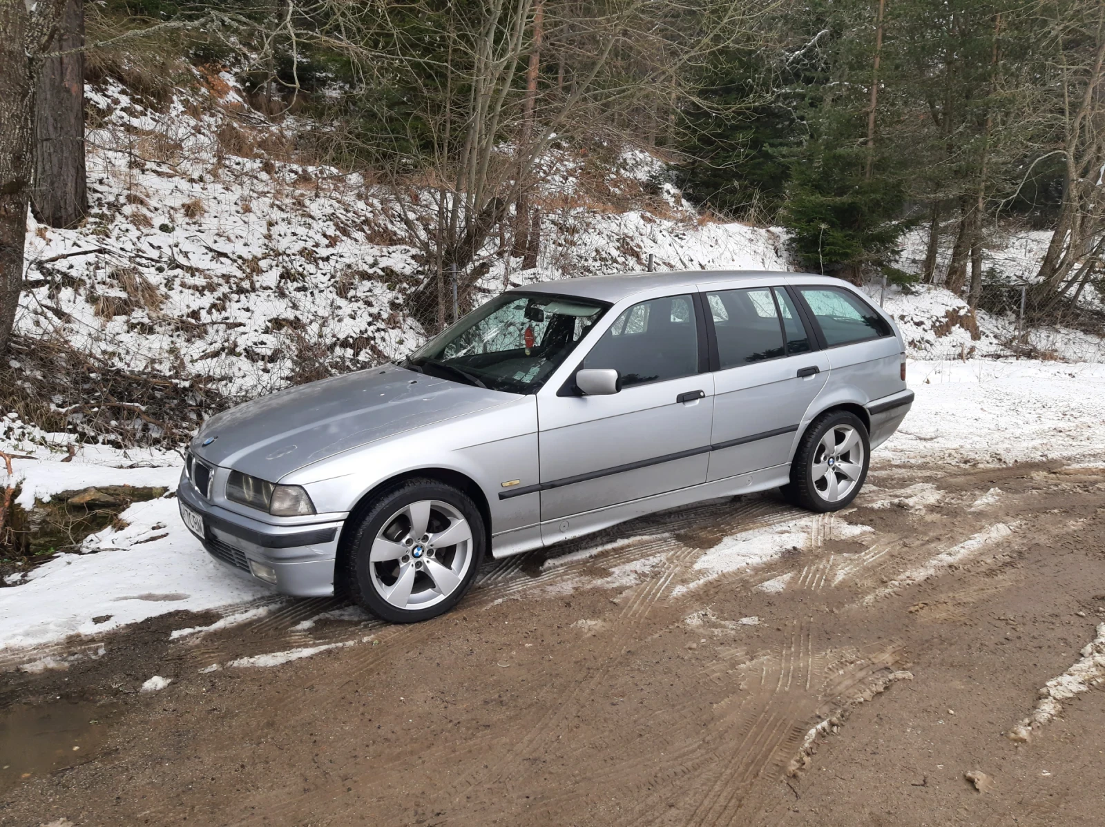 BMW 325 143�.�. | Mobile.bg � ����������� 6