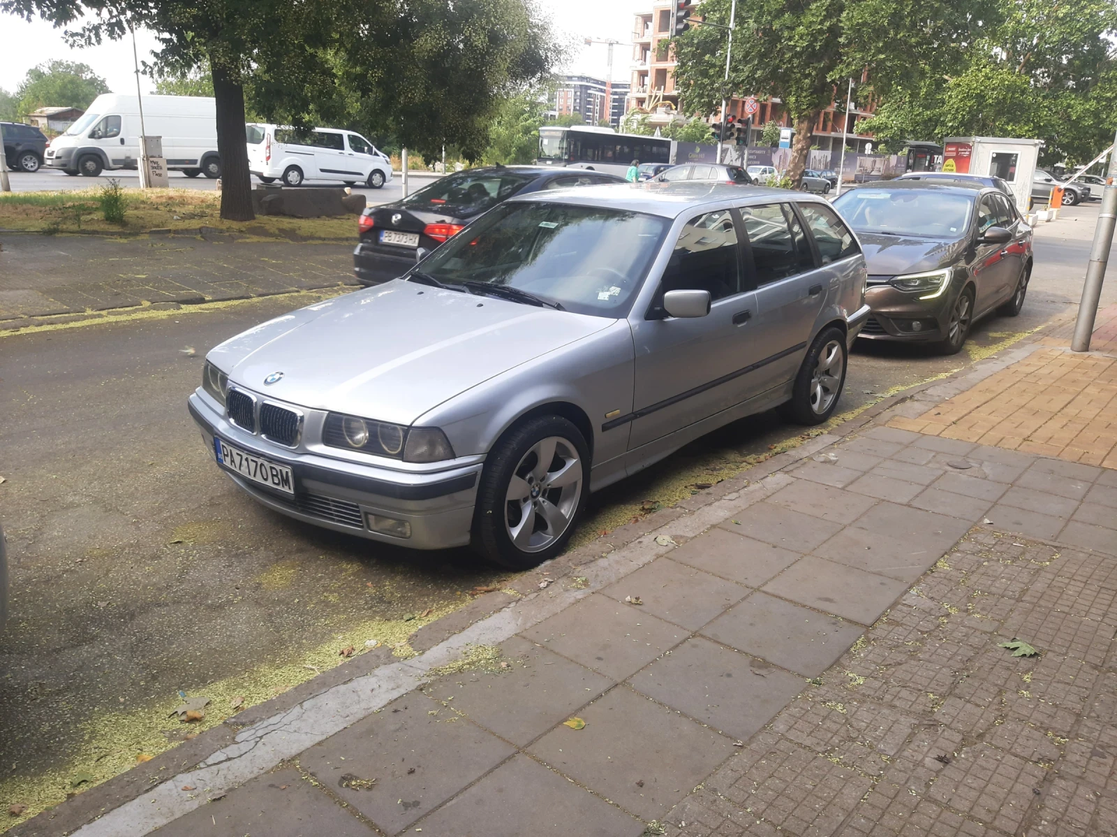 BMW 325 143�.�. | Mobile.bg � ����������� 2