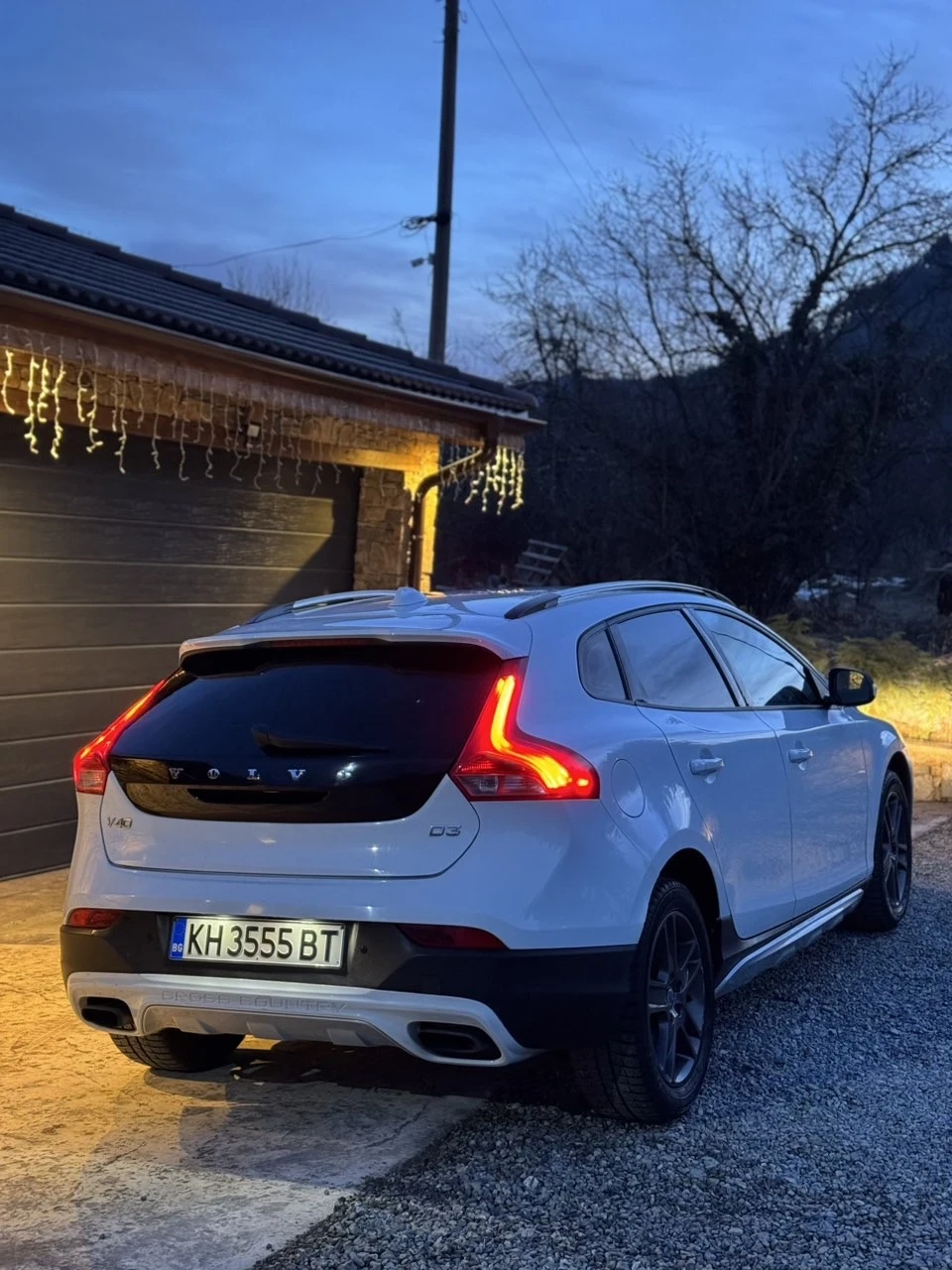 Volvo V40 Cross Country D3 2.0D, снимка 5 - Автомобили и джипове - 53786426