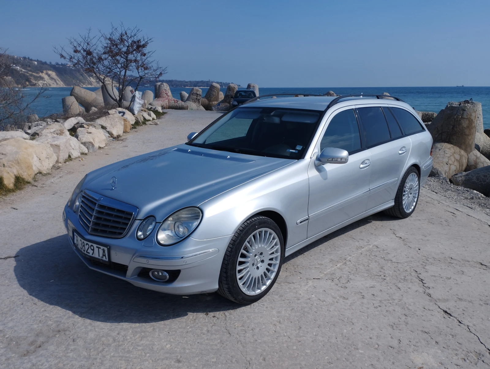 Mercedes-Benz E 280 facelift 3.0 v6 om642, снимка 2 - Автомобили и джипове - 53866979