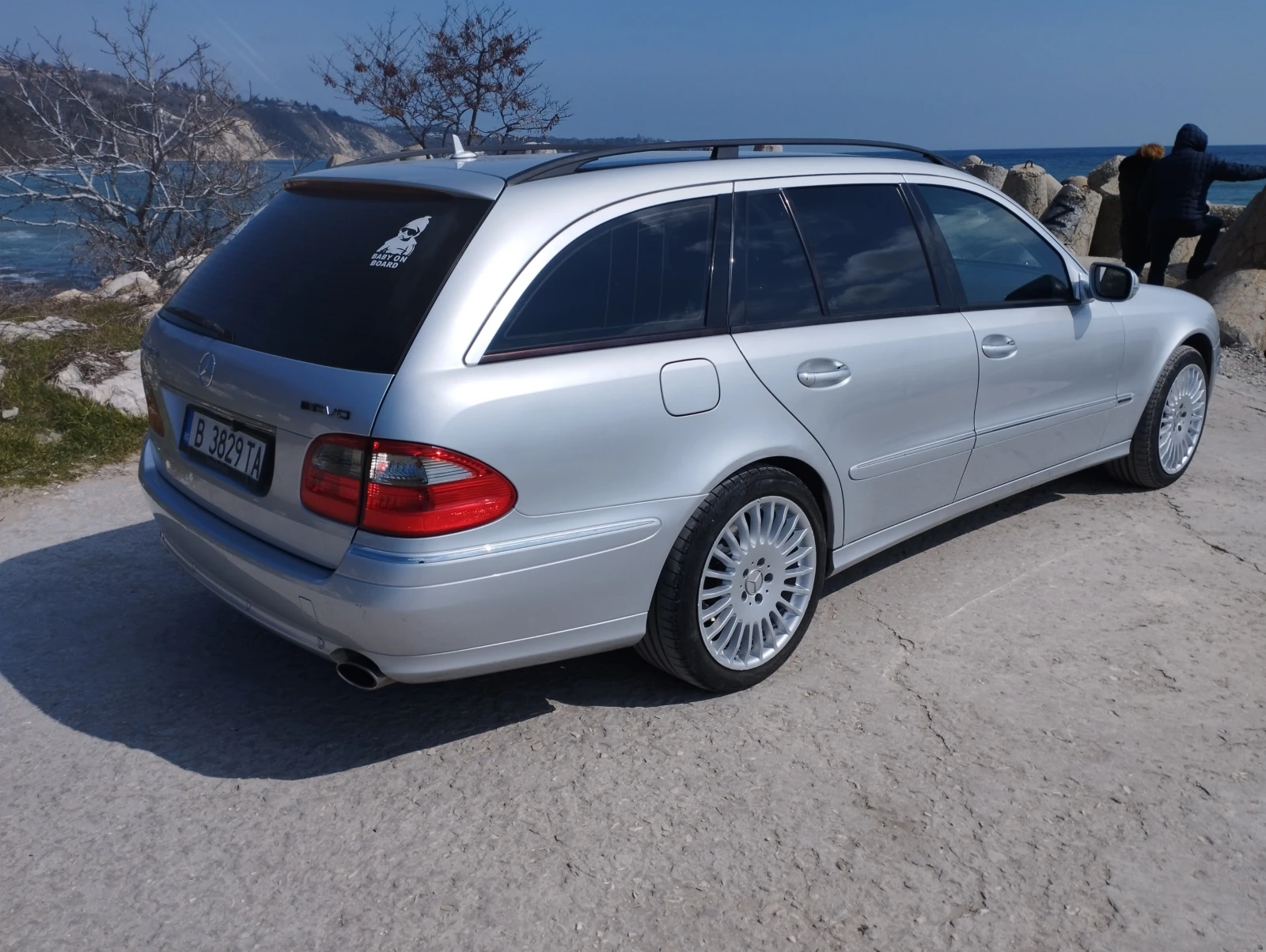 Mercedes-Benz E 280 facelift 3.0 v6 om642, снимка 6 - Автомобили и джипове - 53866979