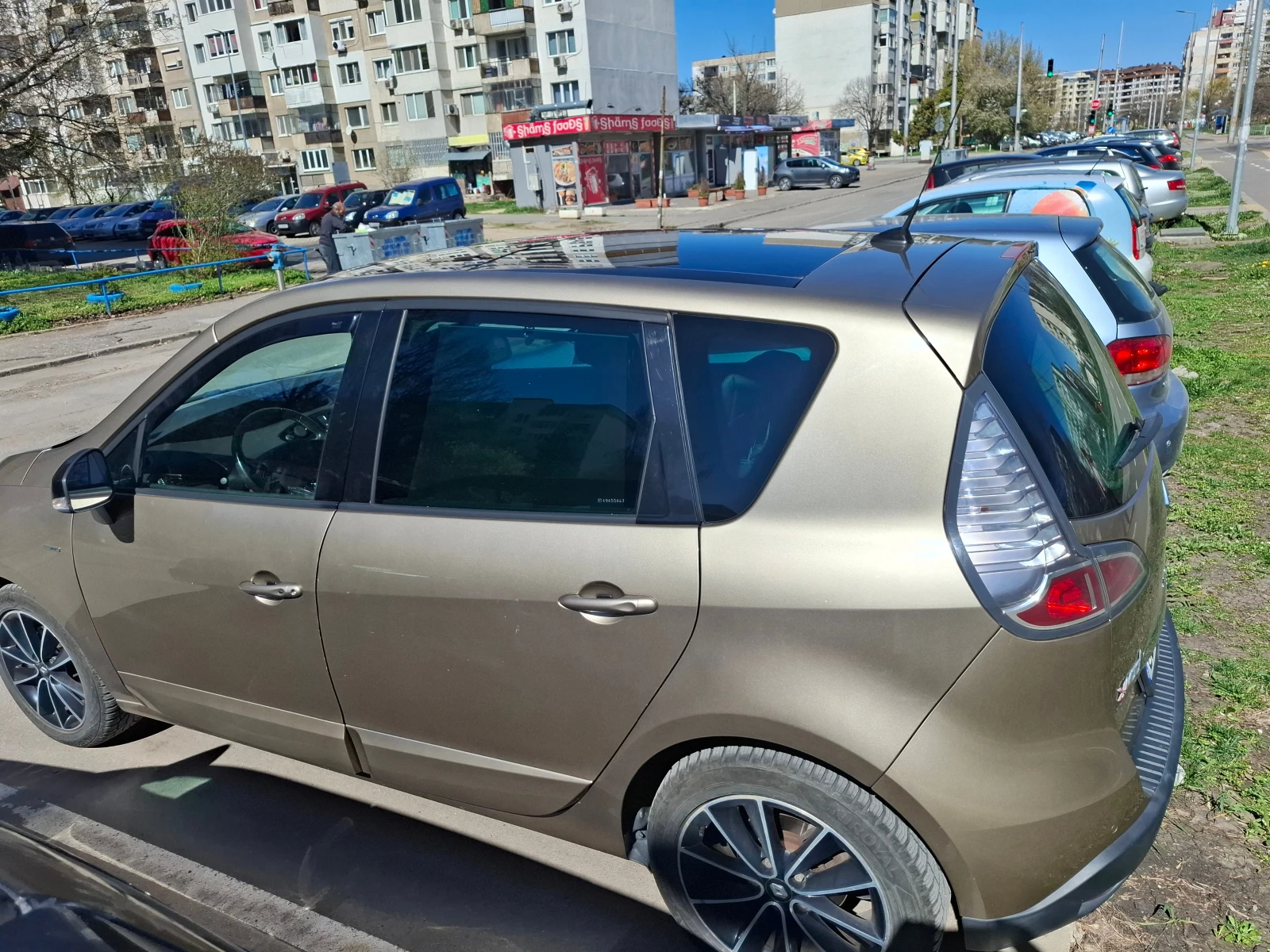 Renault Scenic xmod, снимка 15 - Автомобили и джипове - 54140849