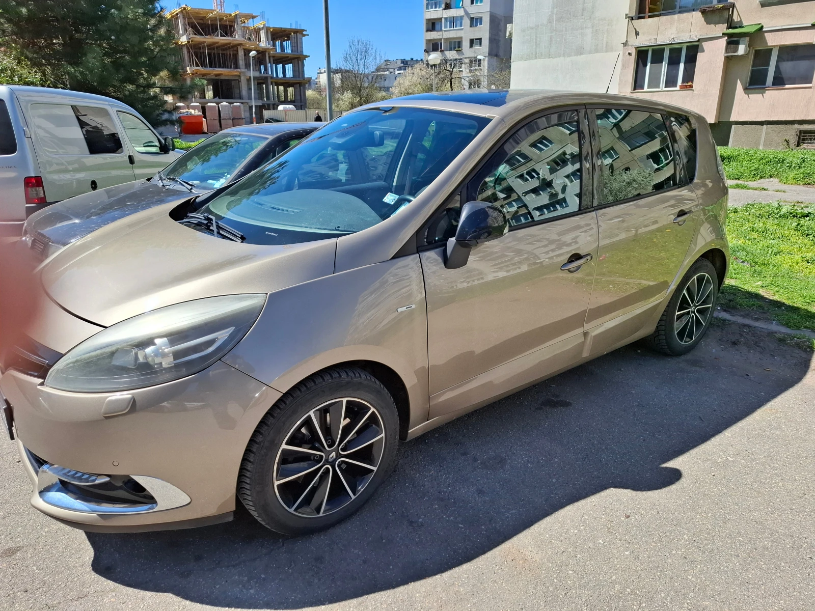 Renault Scenic xmod, снимка 16 - Автомобили и джипове - 54140849