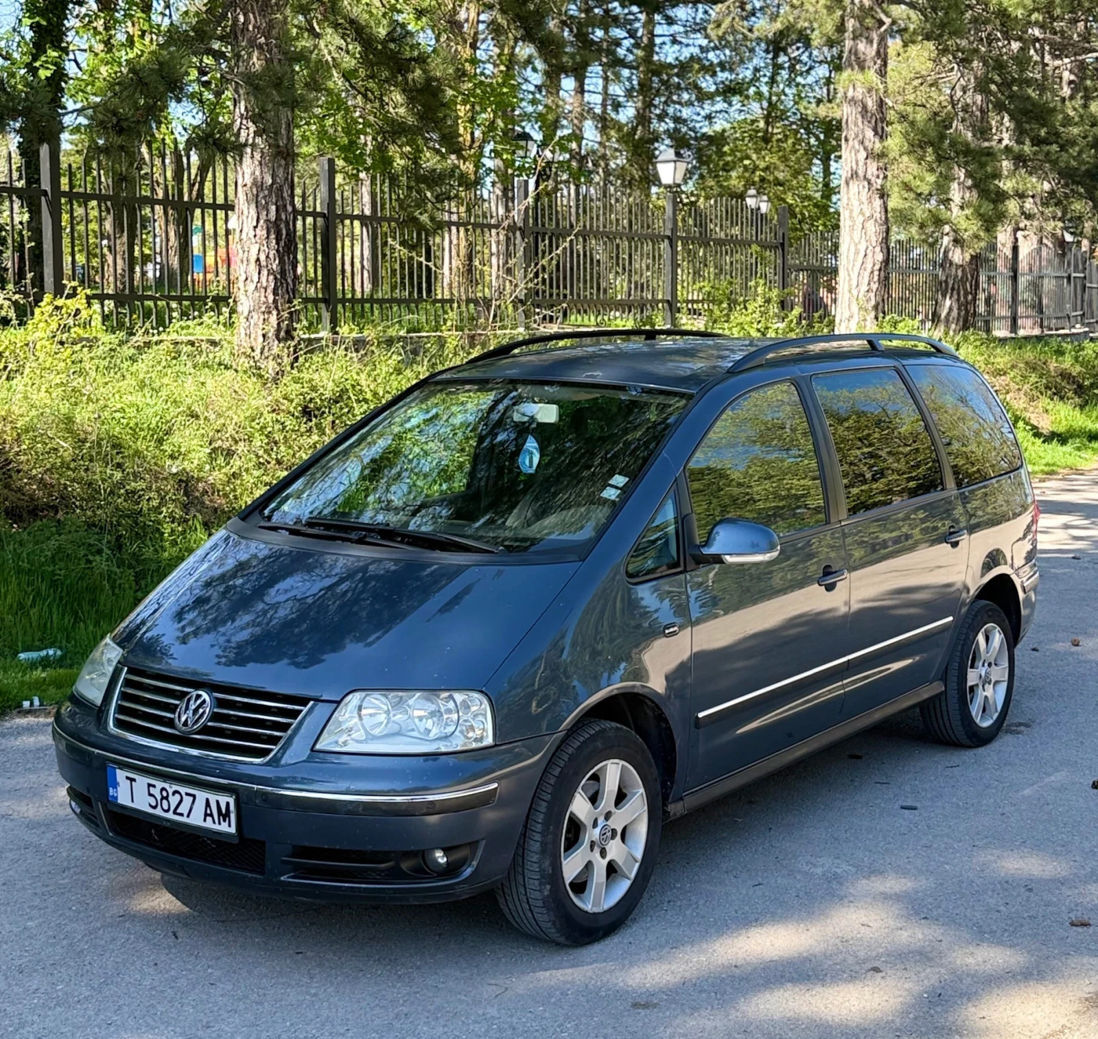 VW Sharan, снимка 3 - Автомобили и джипове - 54353534