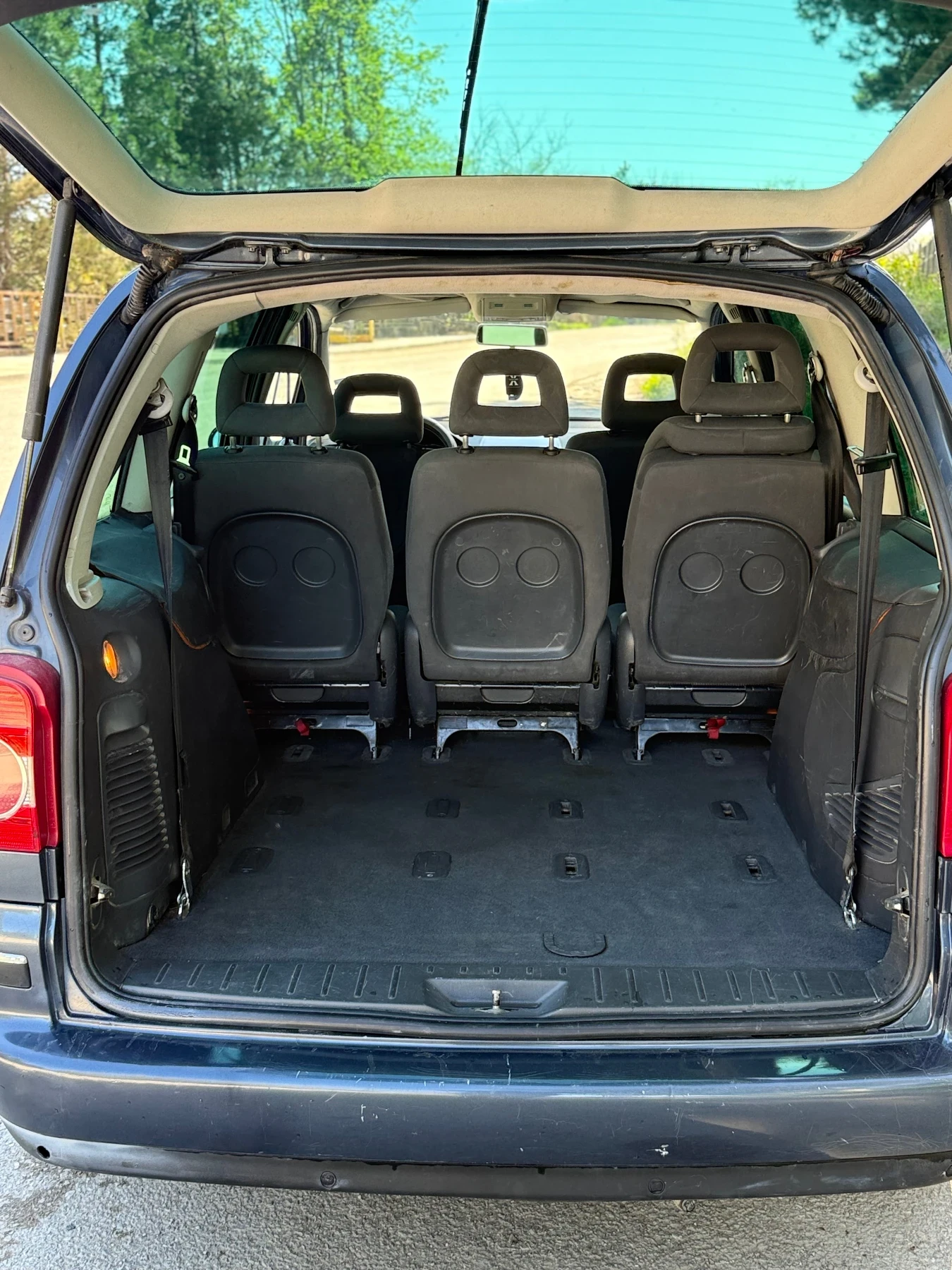 VW Sharan, снимка 9 - Автомобили и джипове - 54353534