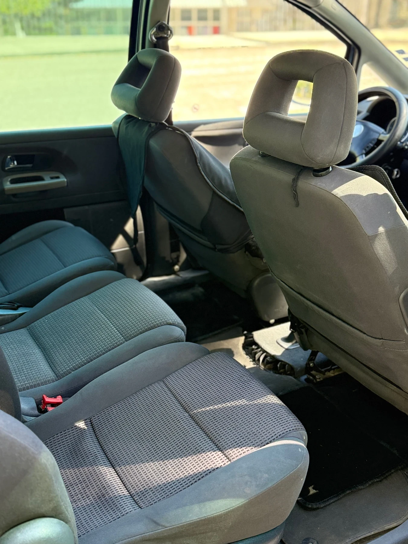 VW Sharan, снимка 8 - Автомобили и джипове - 54353534