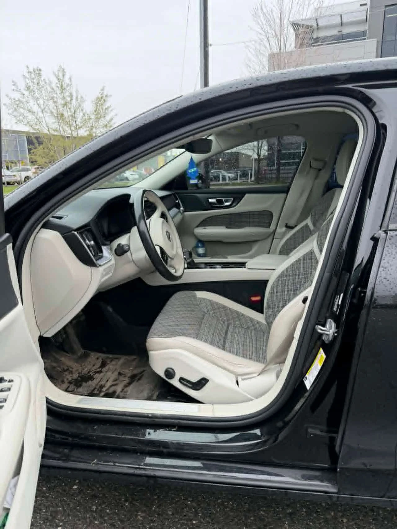 Volvo S60 * Momentum * CARFAX * ��� ������������ ������ | Mobile.bg � ����������� 5