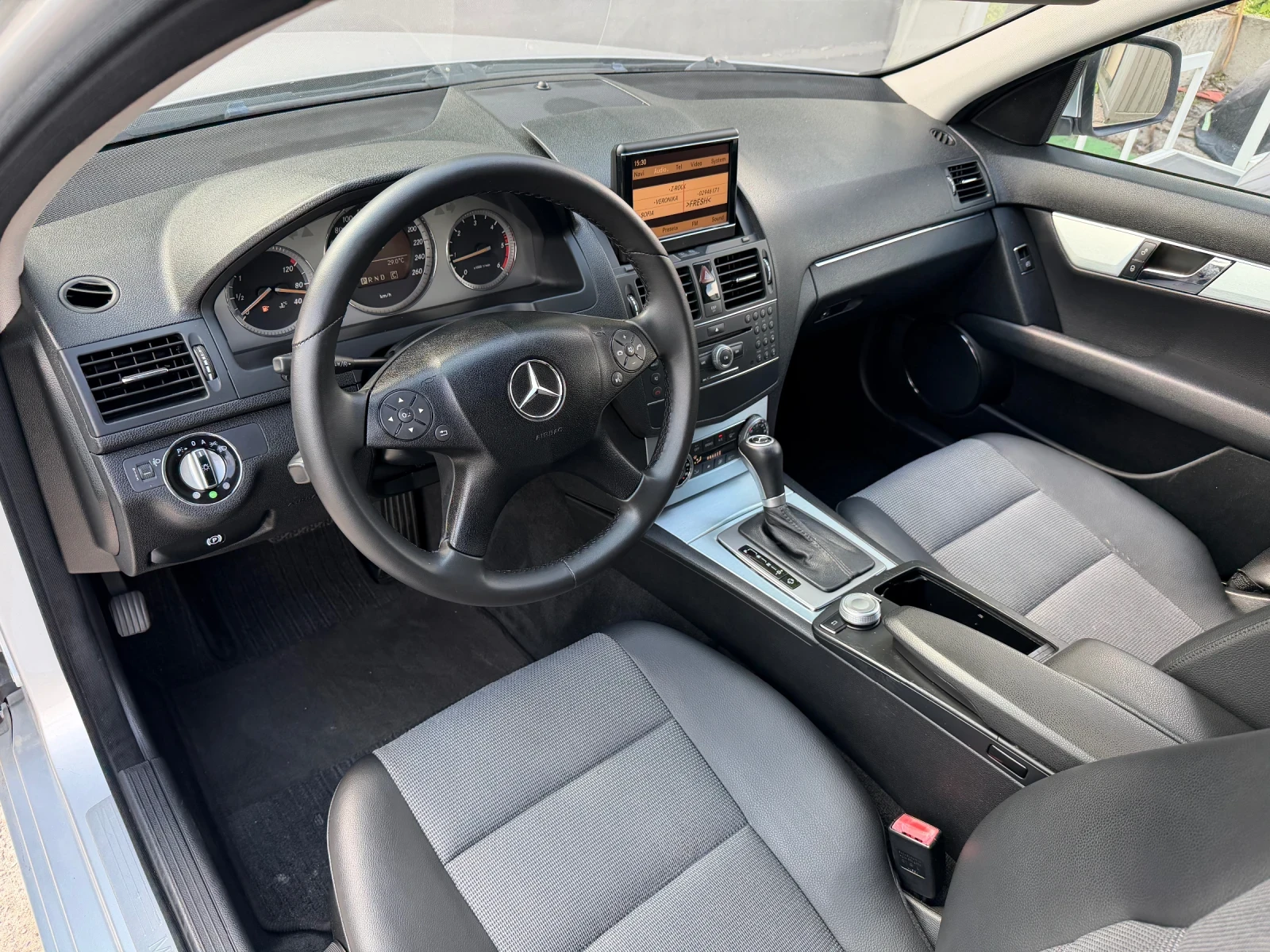 Mercedes-Benz C 220 CDI , снимка 7 - Автомобили и джипове - 54884660